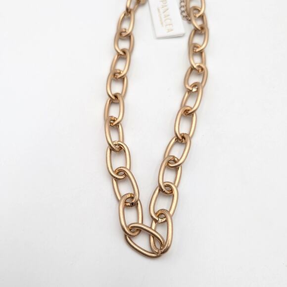 Panacea Women's Gold Tone Oval Link Chain Necklace with Lobster Clasp - Picture 4 of 5